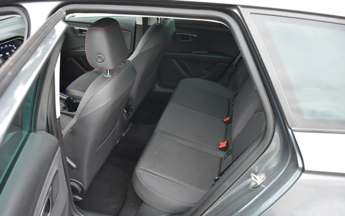 Seat Leon cena 59900 przebieg: 117000, rok produkcji 2018 z Błażowa małe 277